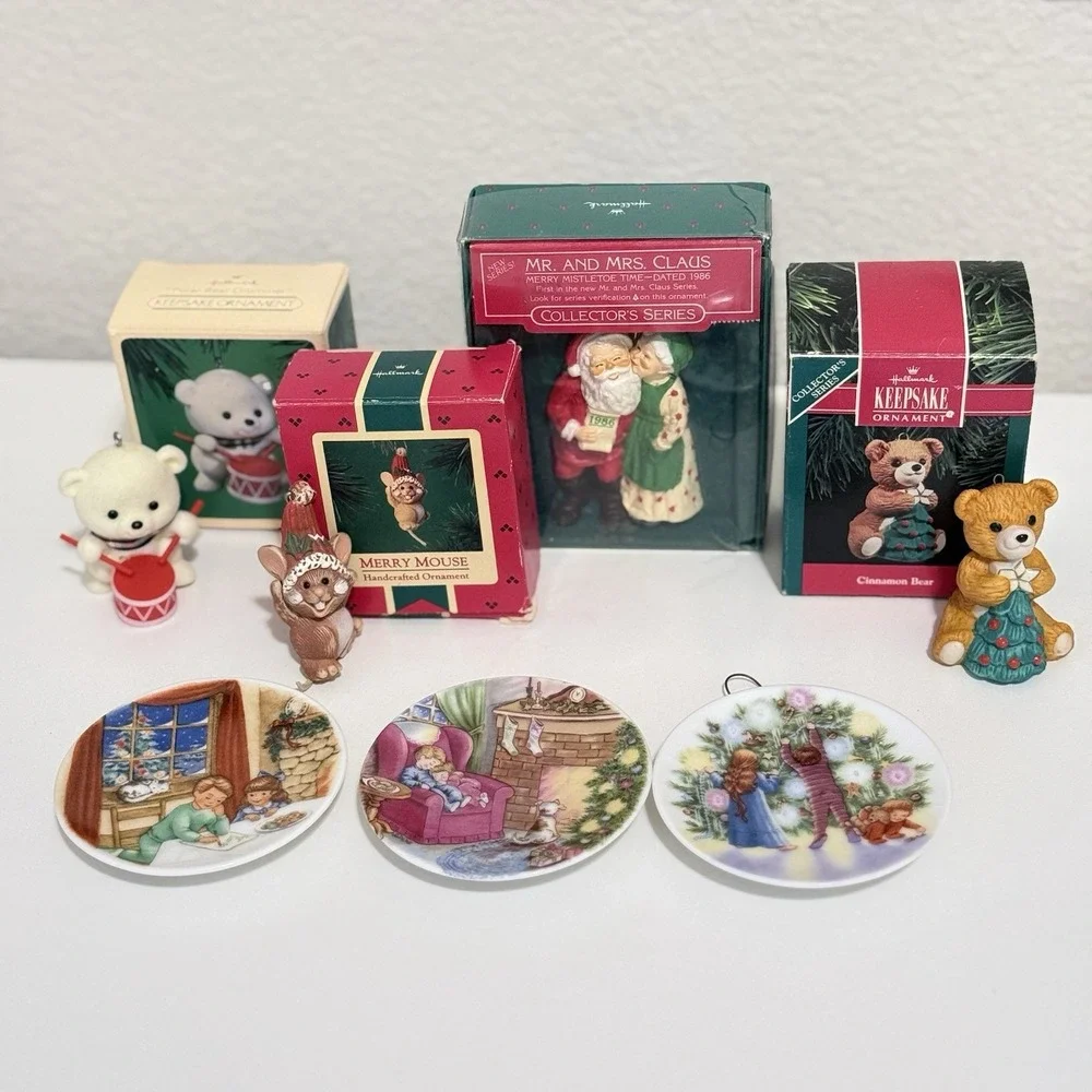 Vtg Hallmark Ornaments Lot Drummer Mouse Merry Bear Cookies Waiting Light Santa